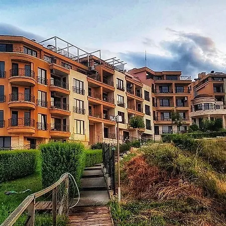 Апартаменты Vip Sunrise